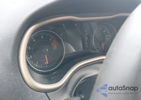 2017 Jeep Cherokee Latitude Fwd from USA, damaged, VIN 1C4PJLCB3HW662626